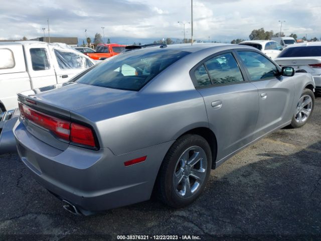 Photo 3 VIN: 2C3CDXHG0DH594655 - DODGE CHARGER 