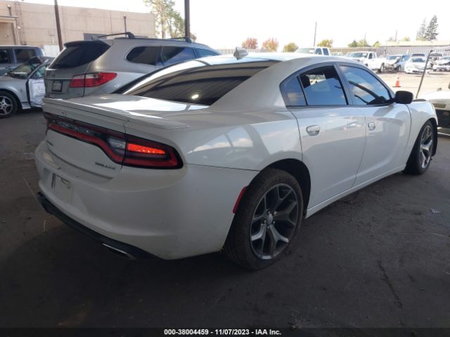 Photo 3 VIN: 2C3CDXHG0FH857956 - DODGE CHARGER 