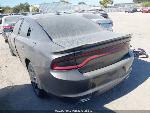 Photo 2 VIN: 2C3CDXHG0FH879472 - DODGE CHARGER 