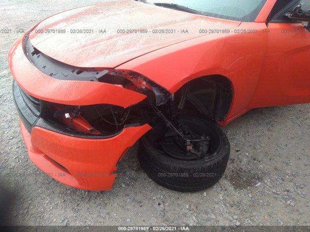 Photo 5 VIN: 2C3CDXHG0GH350704 - DODGE CHARGER 