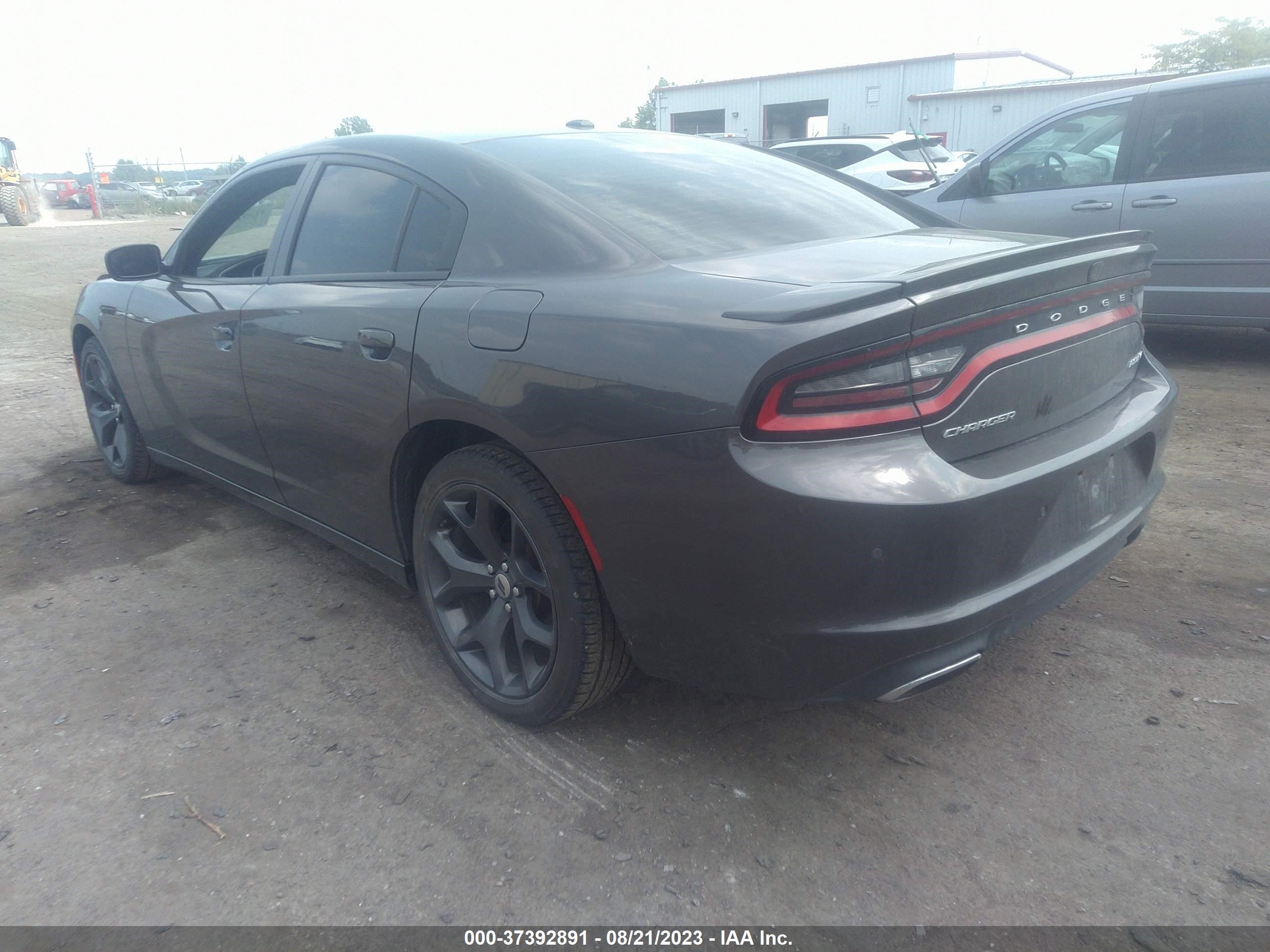 Photo 2 VIN: 2C3CDXHG0HH631256 - DODGE CHARGER 