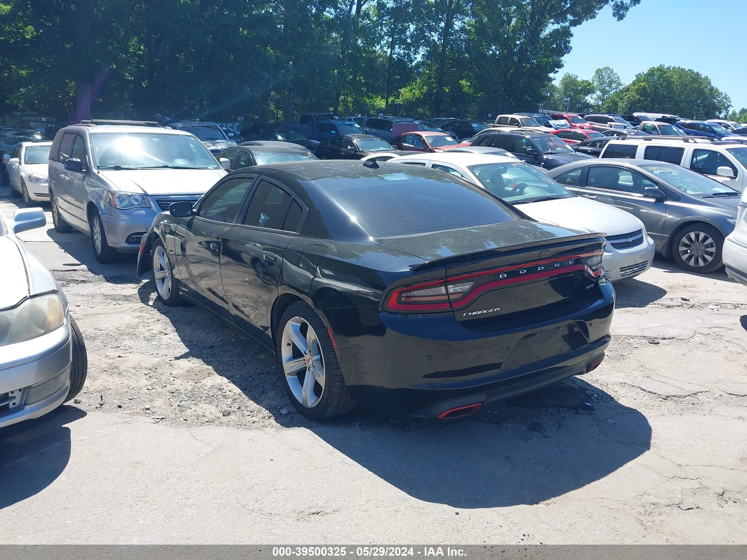 Photo 2 VIN: 2C3CDXHG0JH188595 - DODGE CHARGER 