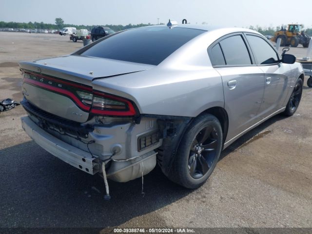 Photo 3 VIN: 2C3CDXHG1JH125540 - DODGE CHARGER 