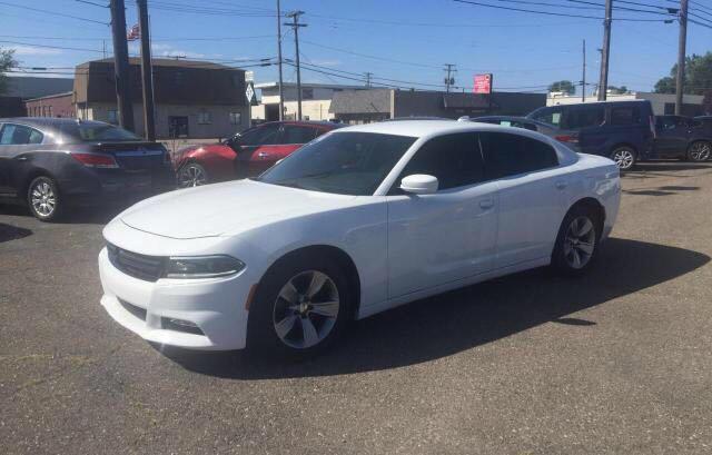 Photo 1 VIN: 2C3CDXHG1JH128812 - DODGE CHARGER SX 