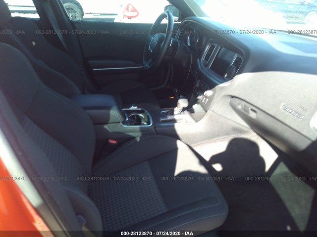 Photo 4 VIN: 2C3CDXHG1KH526992 - DODGE CHARGER 