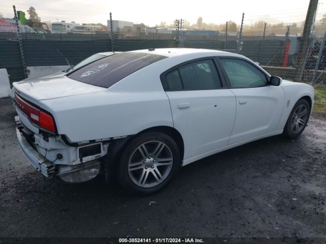 Photo 3 VIN: 2C3CDXHG2CH235256 - DODGE CHARGER 