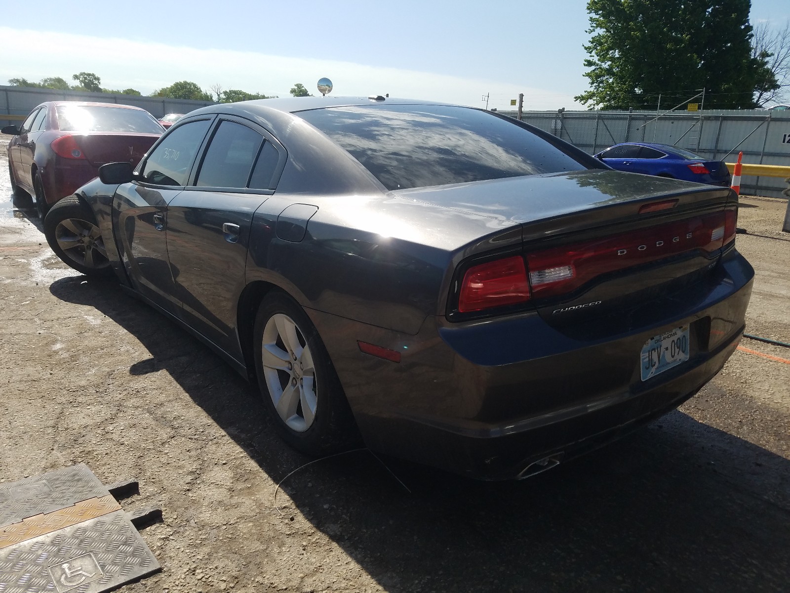 Photo 2 VIN: 2C3CDXHG2EH149951 - DODGE CHARGER 