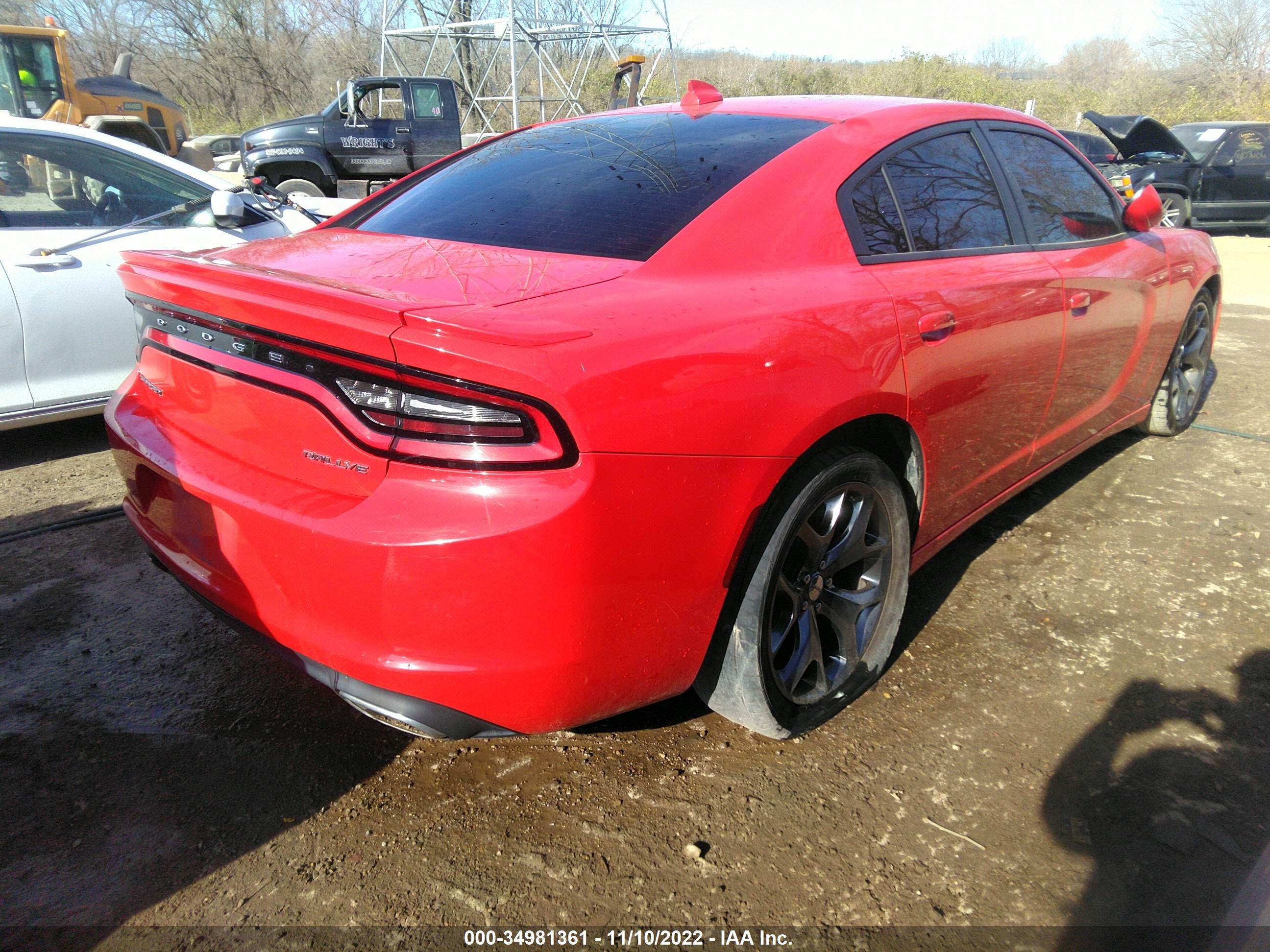 Photo 3 VIN: 2C3CDXHG2FH883720 - DODGE CHARGER 