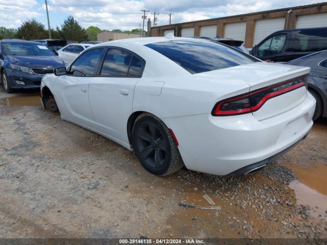 Photo 2 VIN: 2C3CDXHG2FH907465 - DODGE CHARGER 