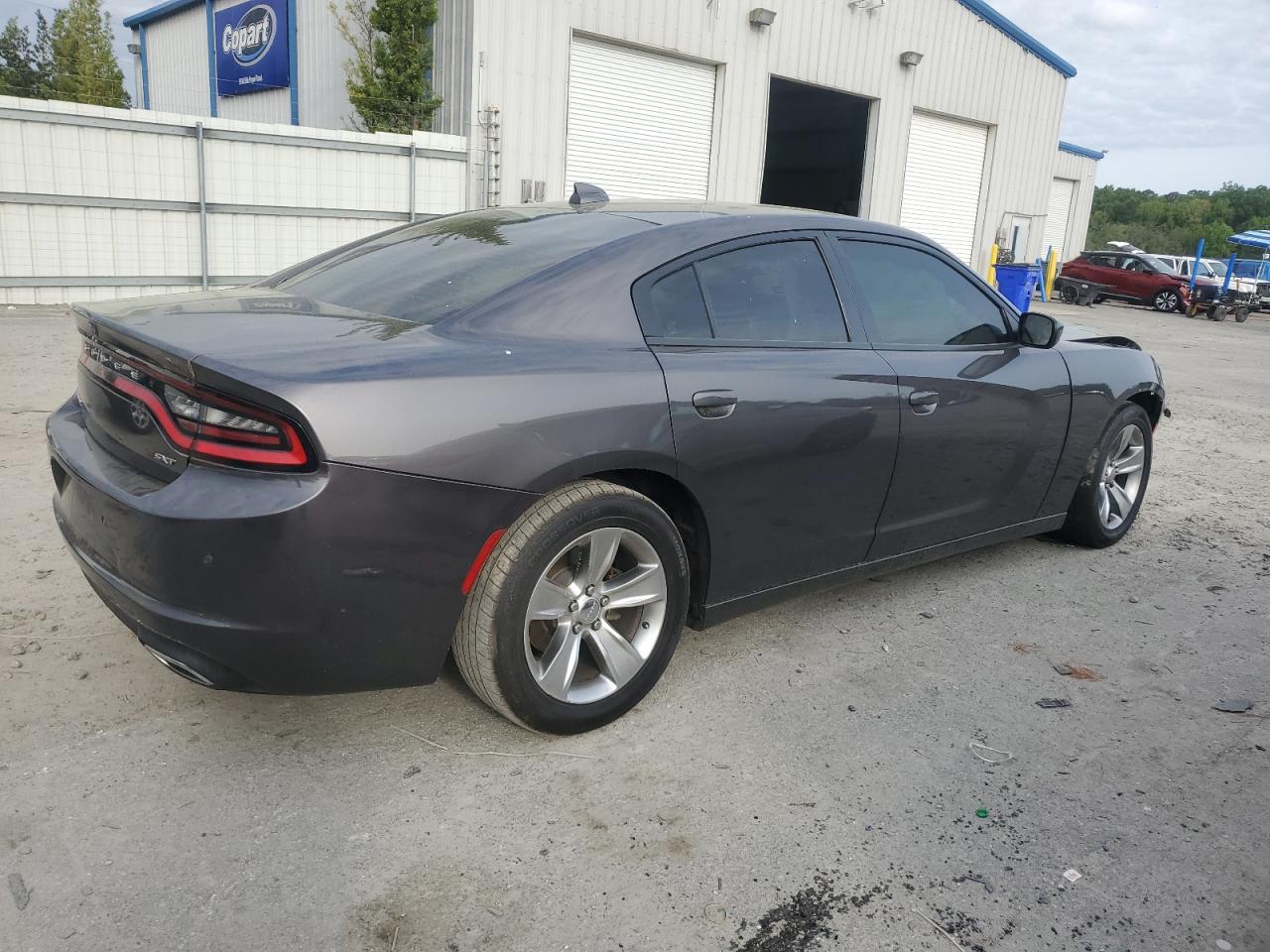 Photo 2 VIN: 2C3CDXHG2JH187674 - DODGE CHARGER 