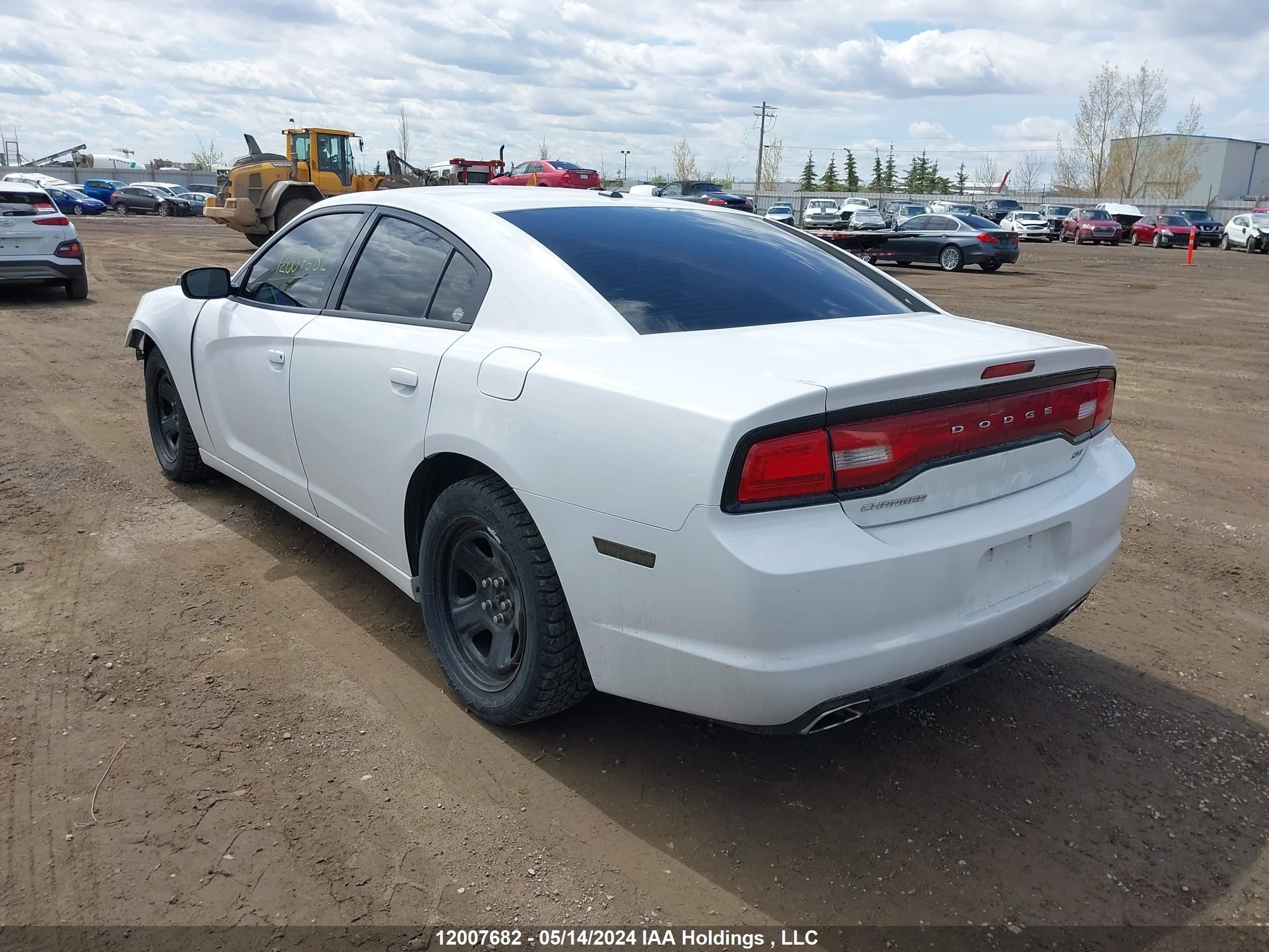 Photo 2 VIN: 2C3CDXHG3EH149893 - DODGE CHARGER 