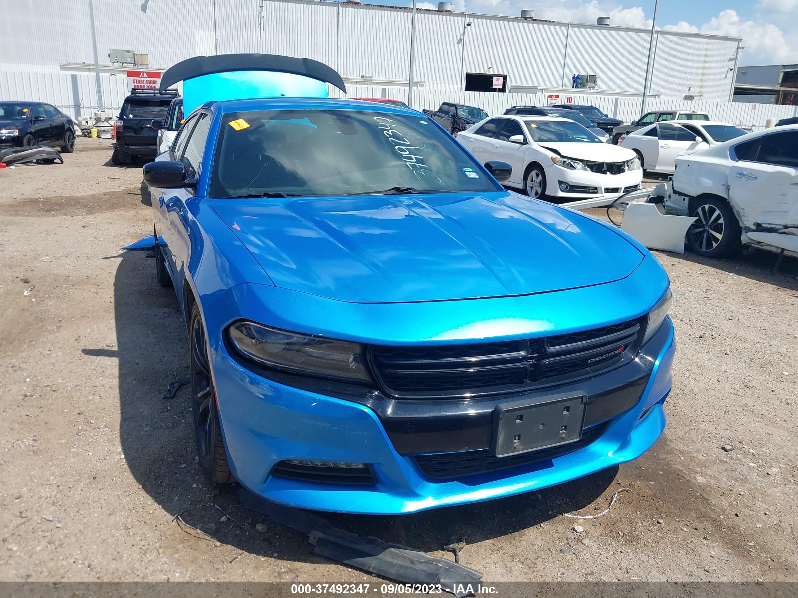 Photo 12 VIN: 2C3CDXHG3GH174456 - DODGE CHARGER 