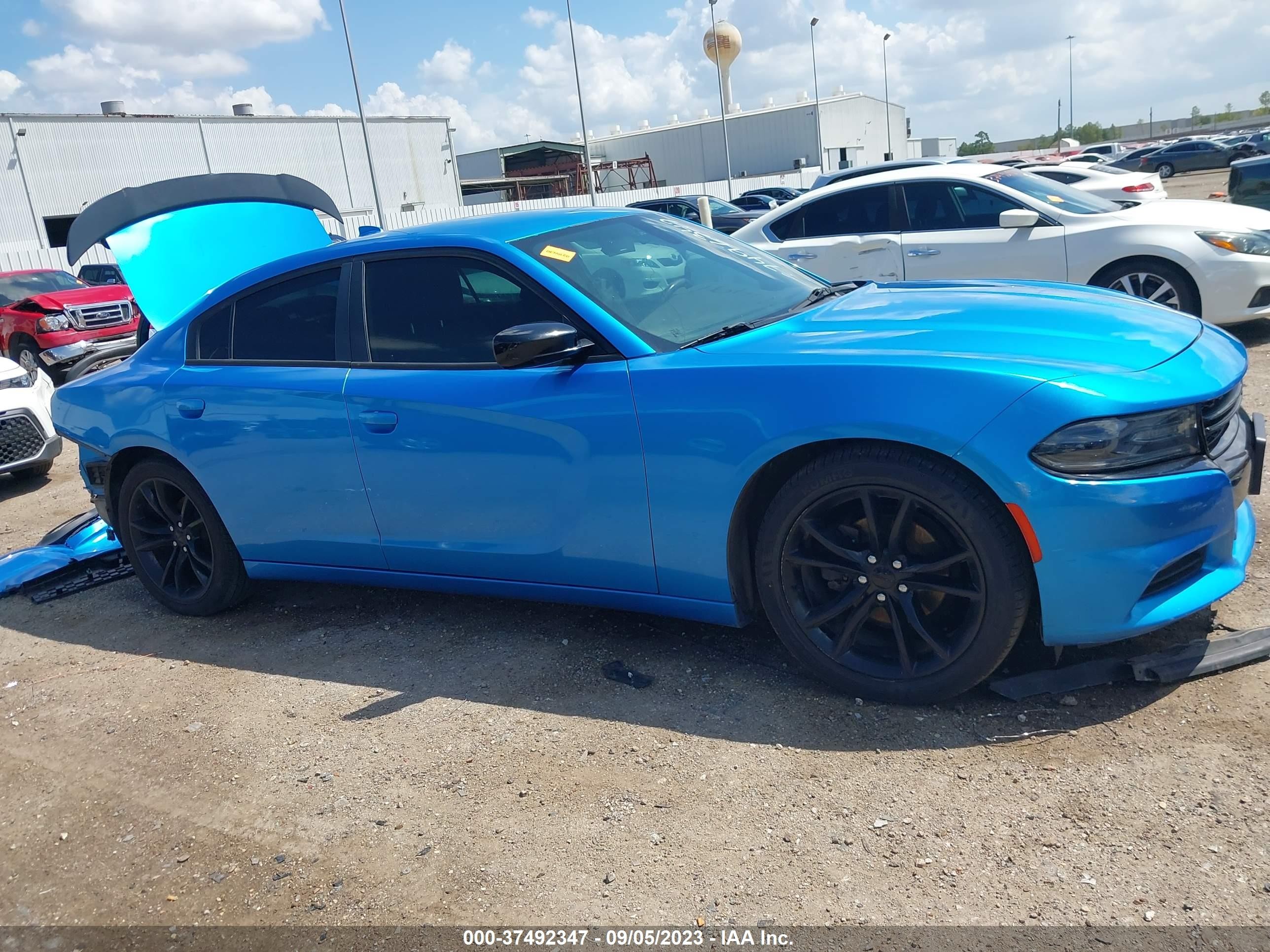 Photo 13 VIN: 2C3CDXHG3GH174456 - DODGE CHARGER 