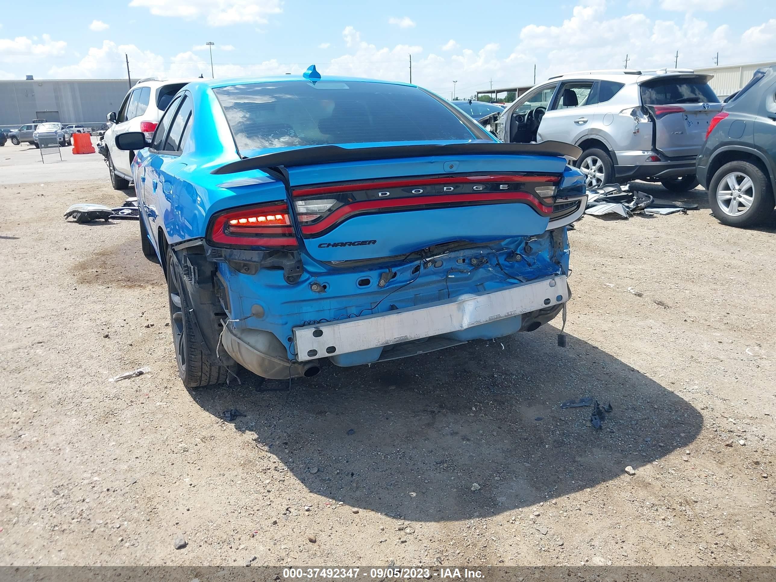 Photo 5 VIN: 2C3CDXHG3GH174456 - DODGE CHARGER 