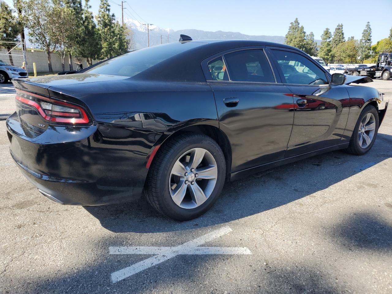 Photo 2 VIN: 2C3CDXHG3HH562434 - DODGE CHARGER 