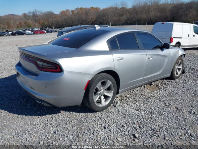 Photo 3 VIN: 2C3CDXHG3JH133560 - DODGE CHARGER 