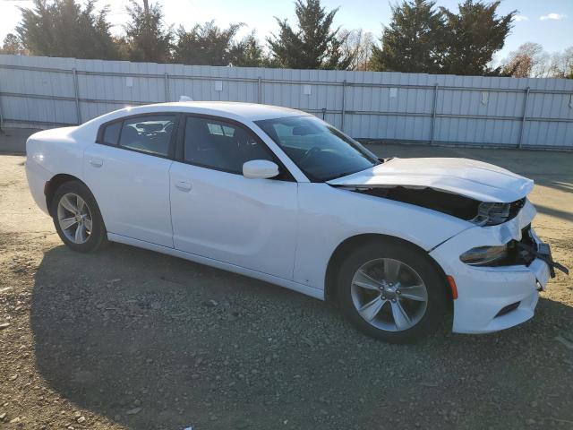 Photo 3 VIN: 2C3CDXHG4FH814849 - DODGE CHARGER 