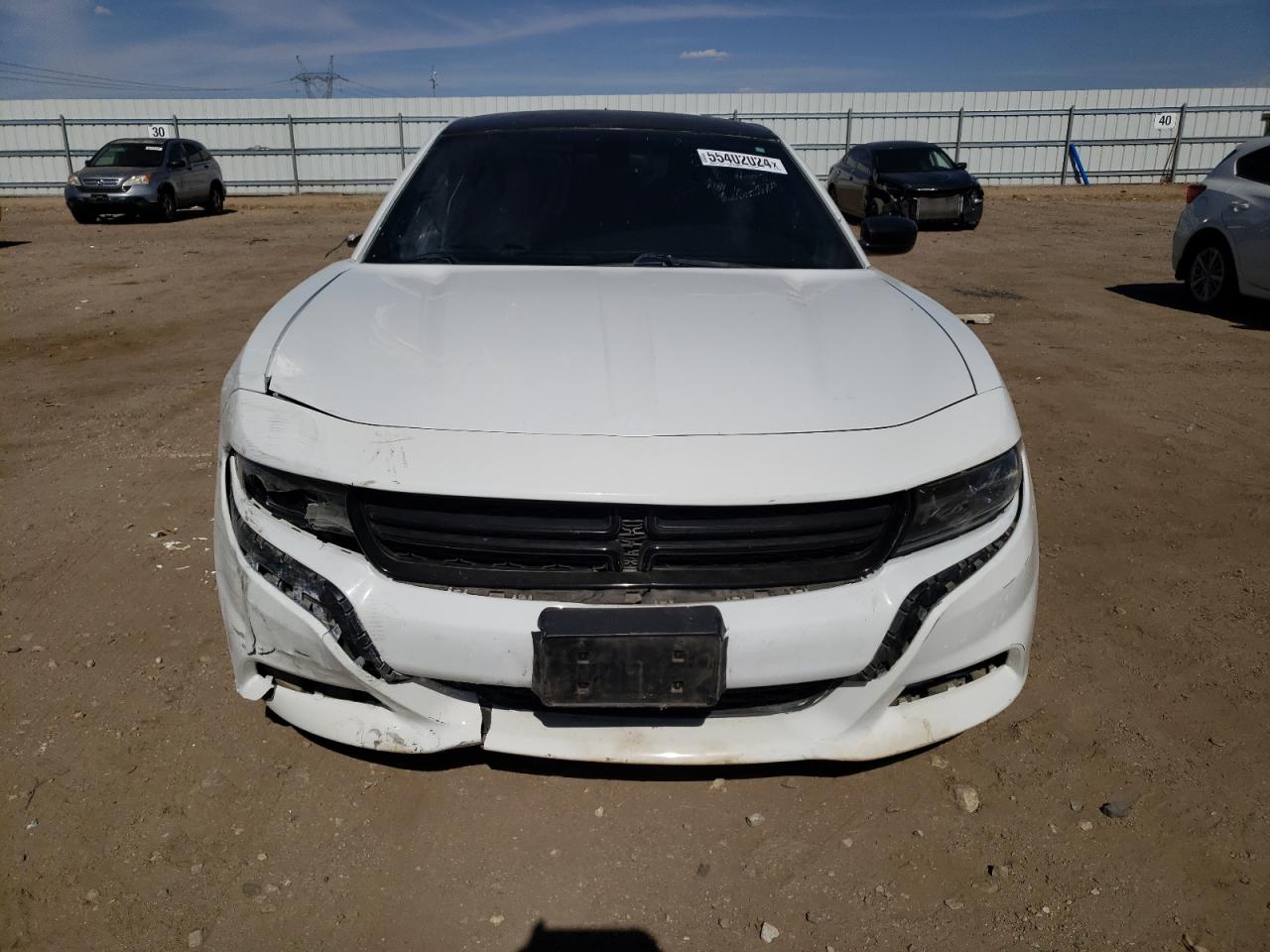 Photo 4 VIN: 2C3CDXHG4GH185823 - DODGE CHARGER 