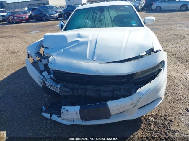 Photo 5 VIN: 2C3CDXHG4GH286067 - DODGE CHARGER 