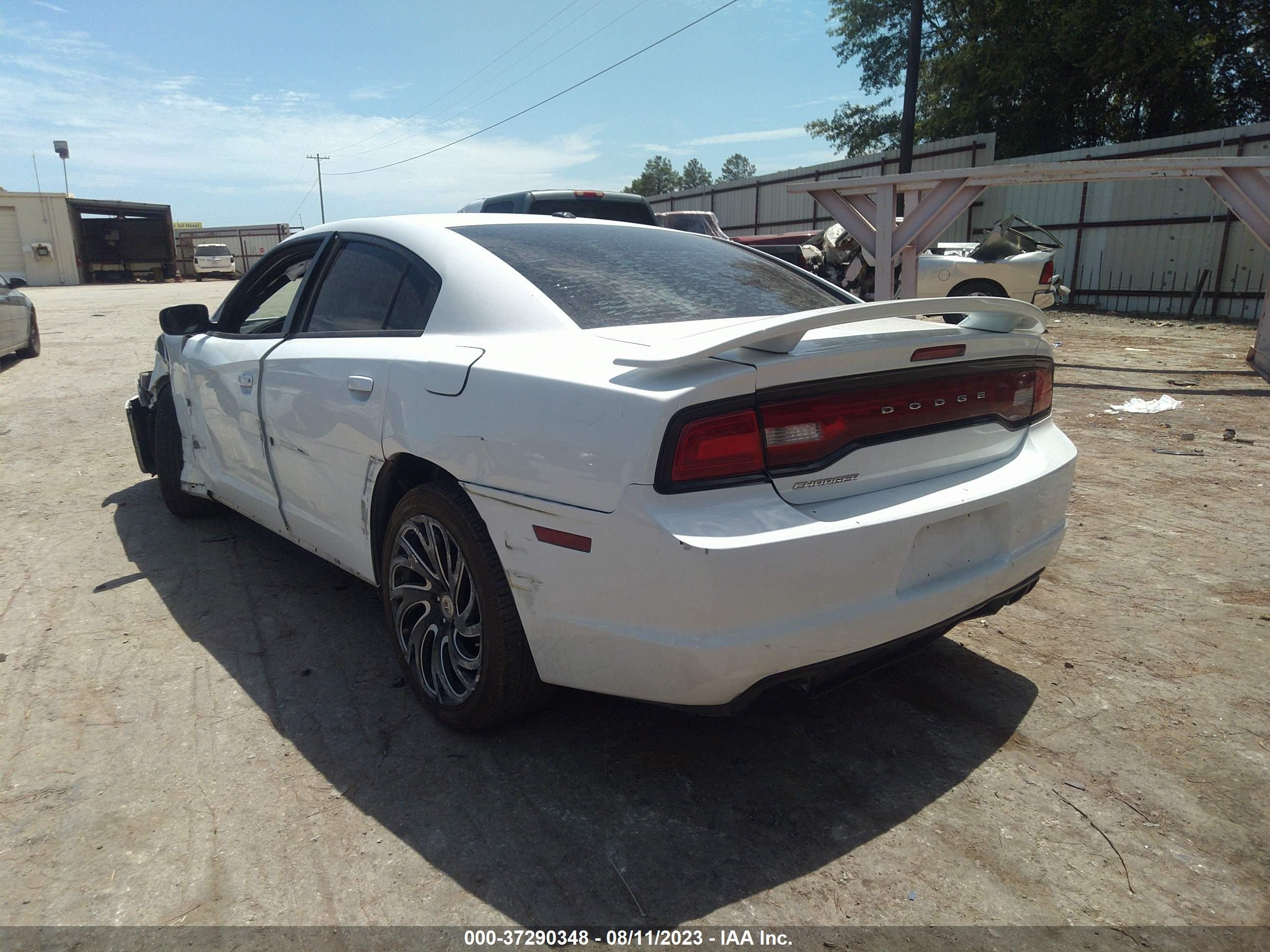 Photo 2 VIN: 2C3CDXHG5CH125947 - DODGE CHARGER 