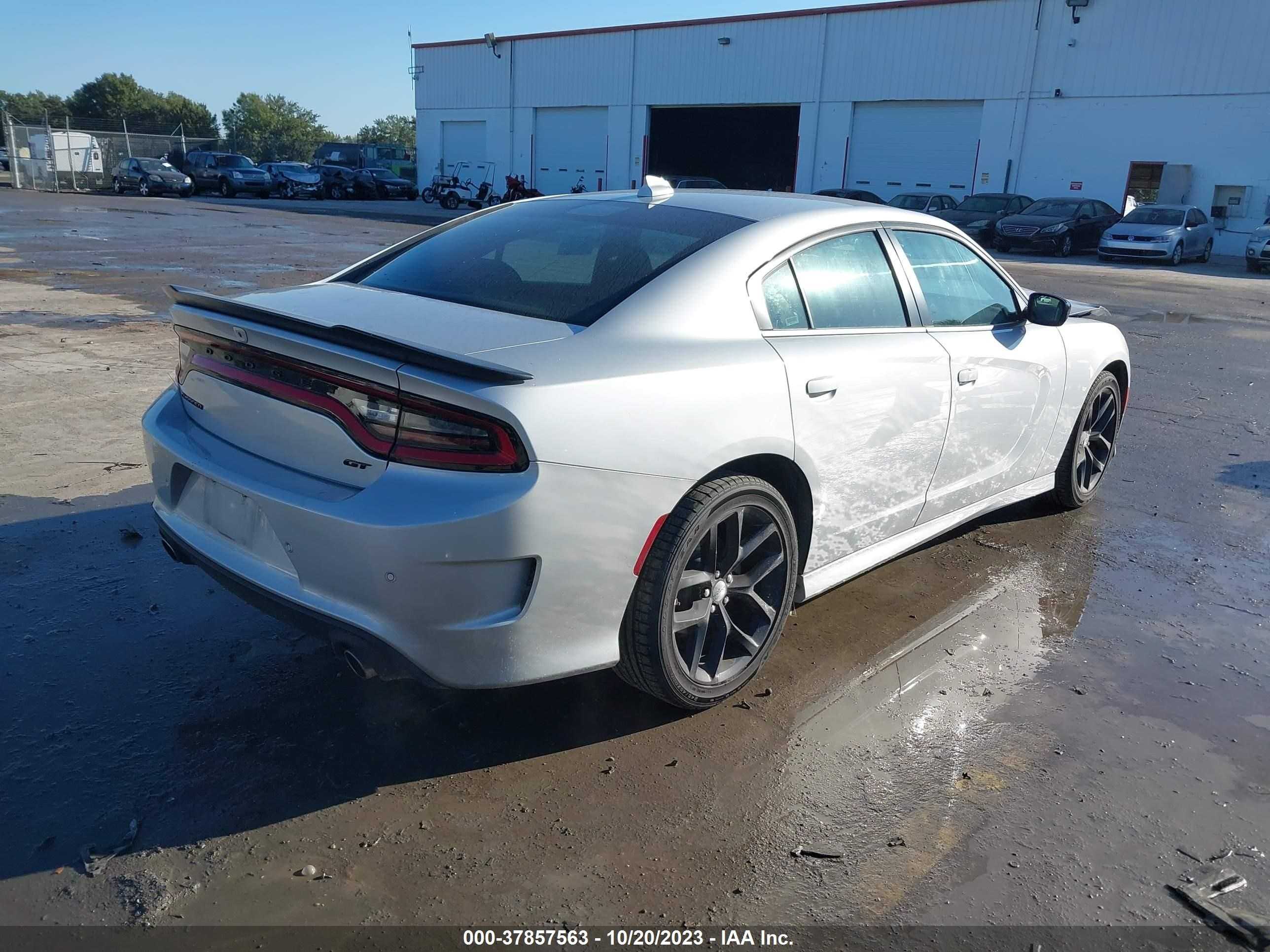 Photo 3 VIN: 2C3CDXHG5NH244679 - DODGE CHARGER 