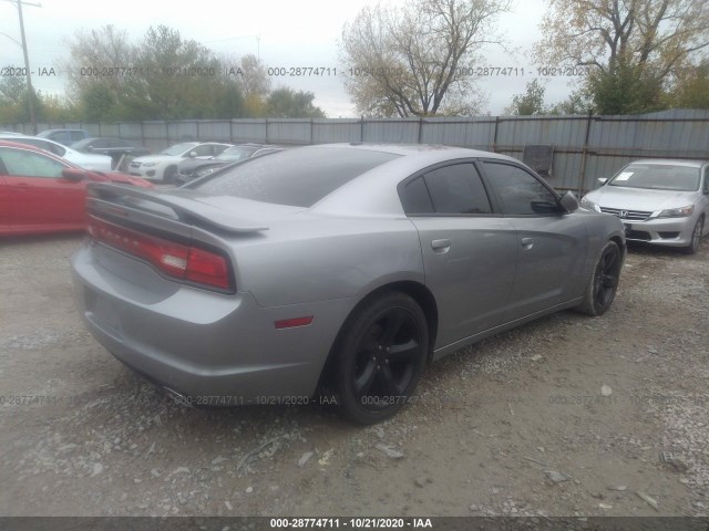 Photo 3 VIN: 2C3CDXHG6DH584275 - DODGE CHARGER 