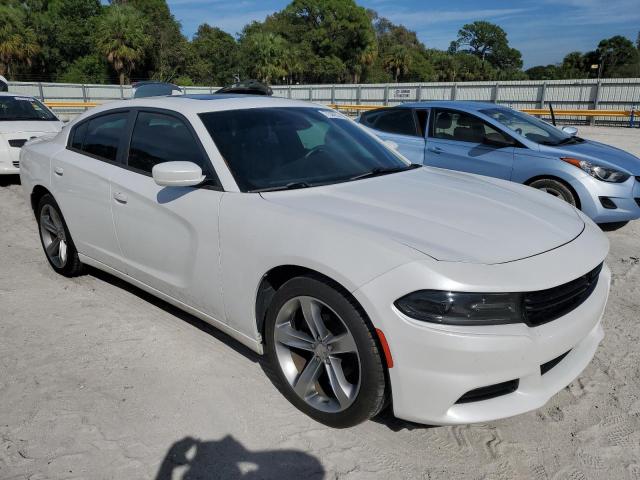 Photo 3 VIN: 2C3CDXHG6FH722061 - DODGE CHARGER 