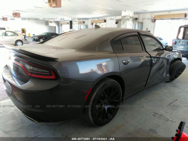 Photo 3 VIN: 2C3CDXHG6JH121029 - DODGE CHARGER 