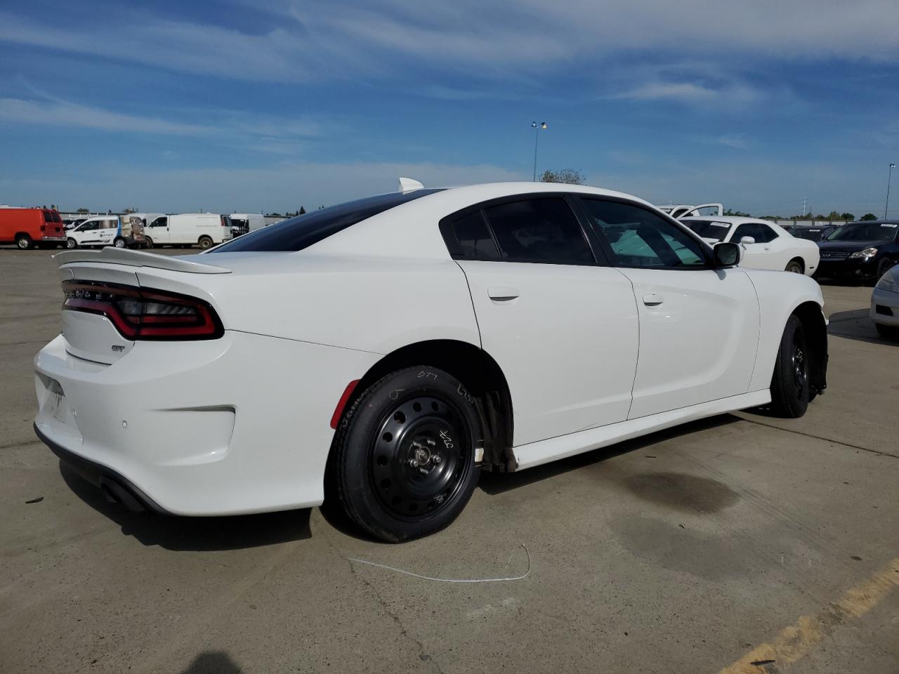 Photo 2 VIN: 2C3CDXHG6LH180570 - DODGE CHARGER 