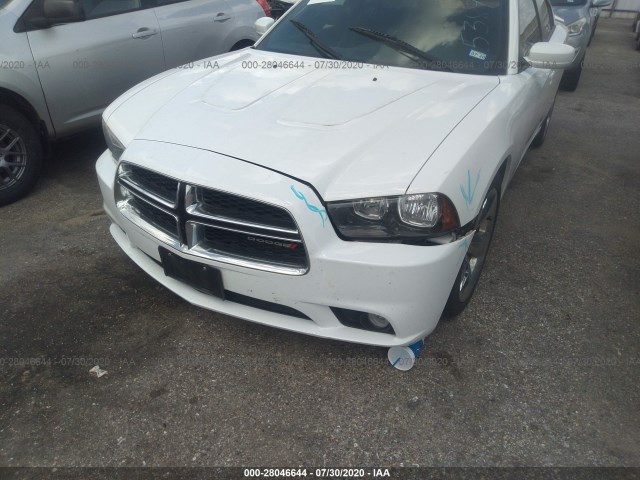 Photo 5 VIN: 2C3CDXHG7EH259426 - DODGE CHARGER 