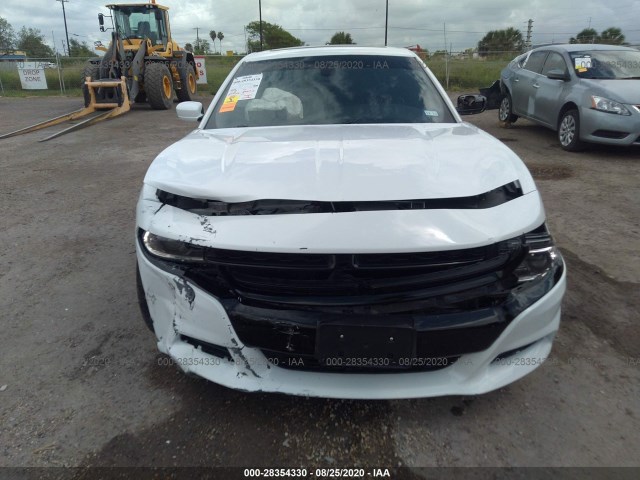 Photo 5 VIN: 2C3CDXHG7FH883793 - DODGE CHARGER 