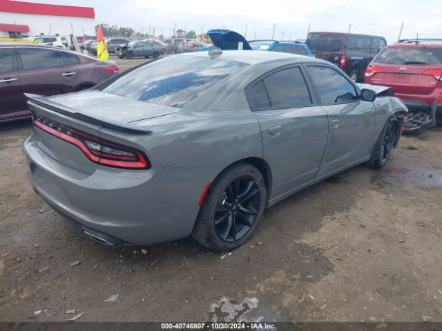 Photo 3 VIN: 2C3CDXHG7JH228493 - DODGE CHARGER 