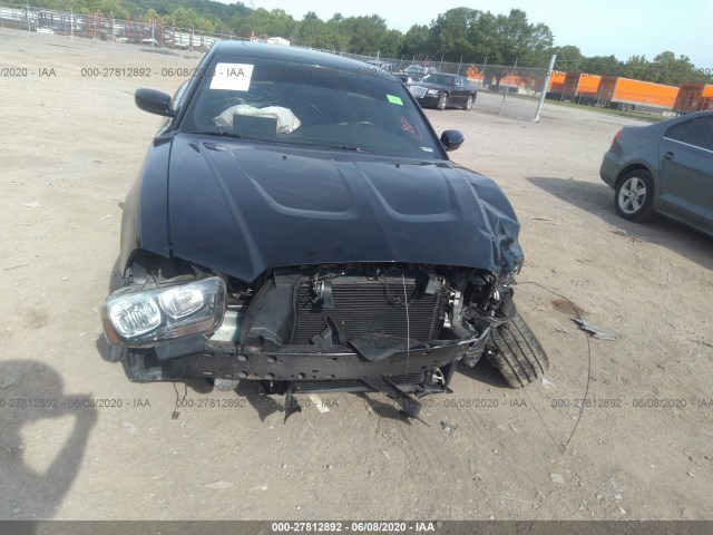 Photo 5 VIN: 2C3CDXHG8DH560625 - DODGE CHARGER 