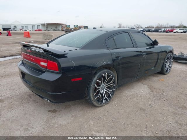 Photo 3 VIN: 2C3CDXHG8DH592460 - DODGE CHARGER 