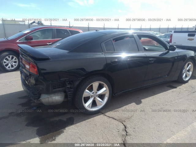 Photo 3 VIN: 2C3CDXHG8EH183649 - DODGE CHARGER 