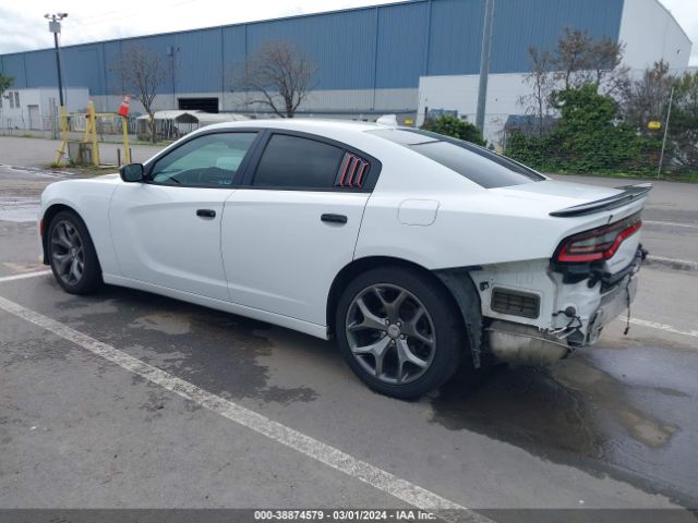 Photo 2 VIN: 2C3CDXHG8FH907731 - DODGE CHARGER 