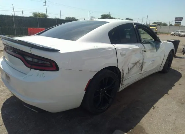 Photo 3 VIN: 2C3CDXHG8GH144191 - DODGE CHARGER 