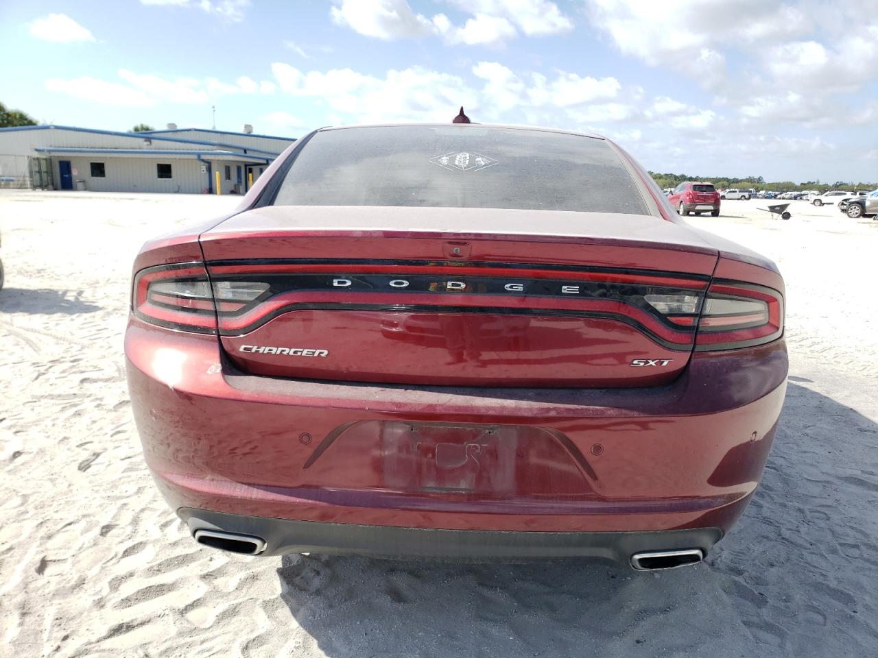 Photo 5 VIN: 2C3CDXHG8JH158275 - DODGE CHARGER 