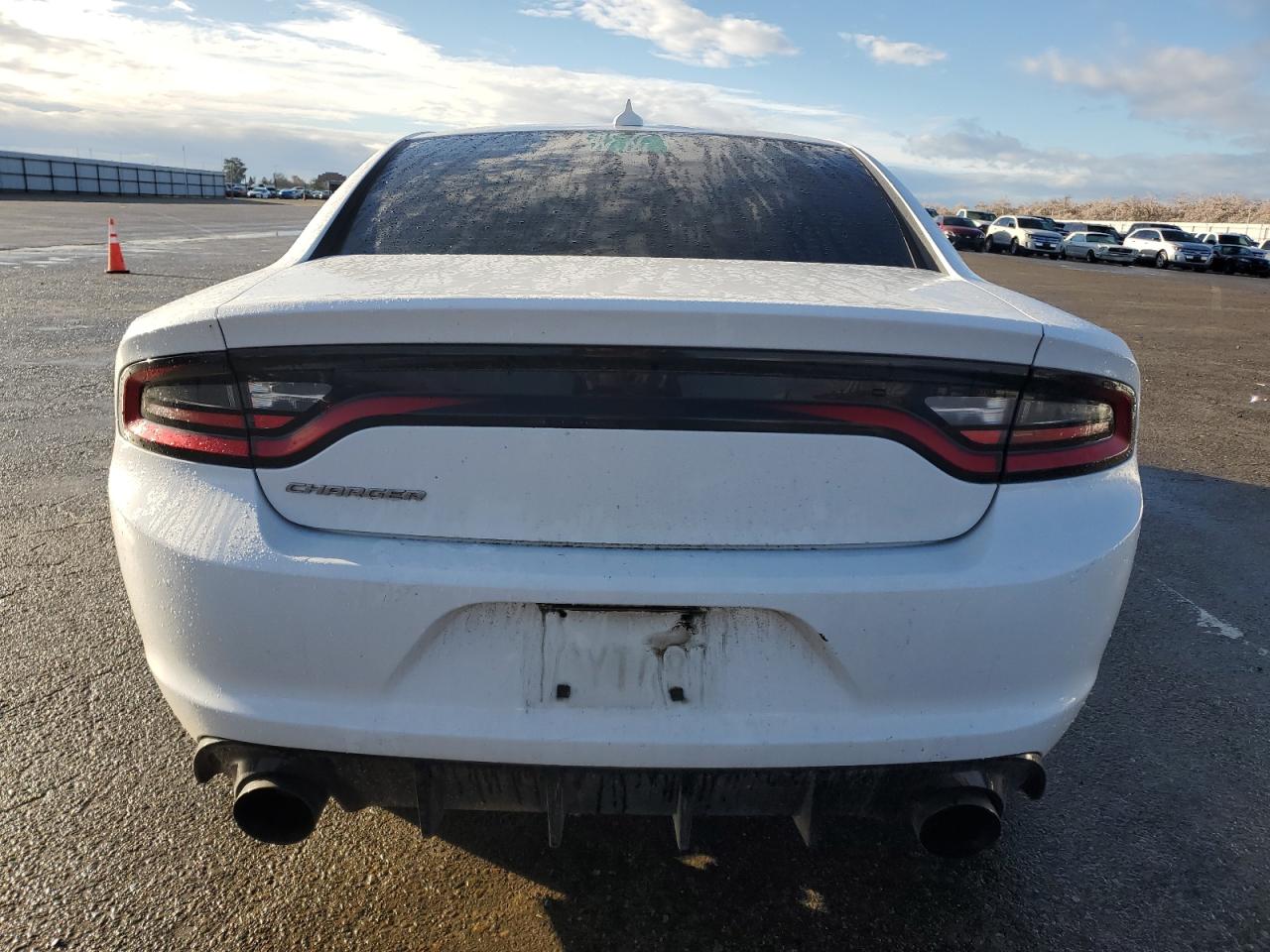 Photo 5 VIN: 2C3CDXHG9FH721597 - DODGE CHARGER 