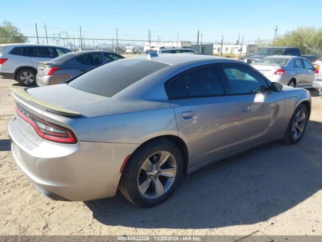 Photo 3 VIN: 2C3CDXHG9FH789639 - DODGE CHARGER 