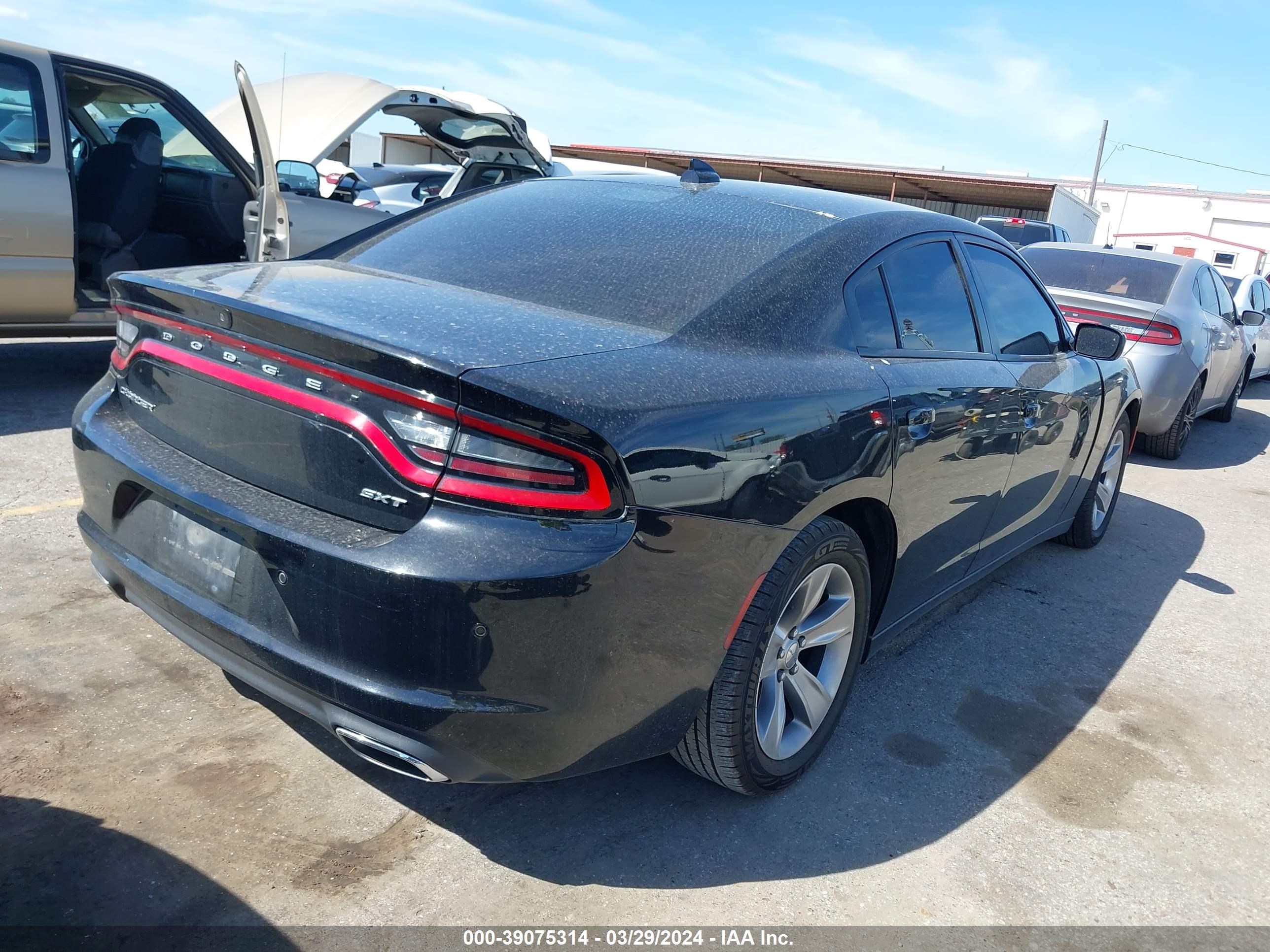 Photo 3 VIN: 2C3CDXHG9HH593056 - DODGE CHARGER 