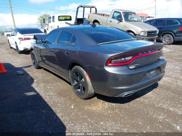 Photo 2 VIN: 2C3CDXHG9JH113538 - DODGE CHARGER 