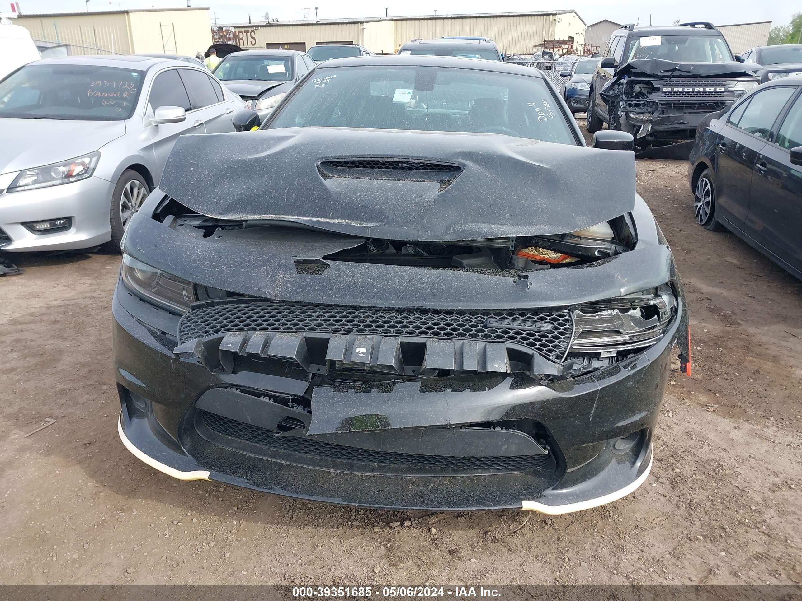 Photo 11 VIN: 2C3CDXHG9NH244720 - DODGE CHARGER 