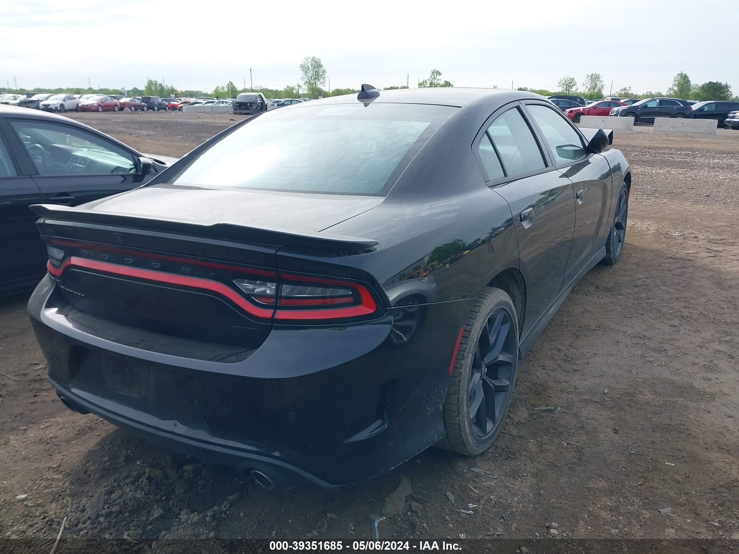 Photo 3 VIN: 2C3CDXHG9NH244720 - DODGE CHARGER 