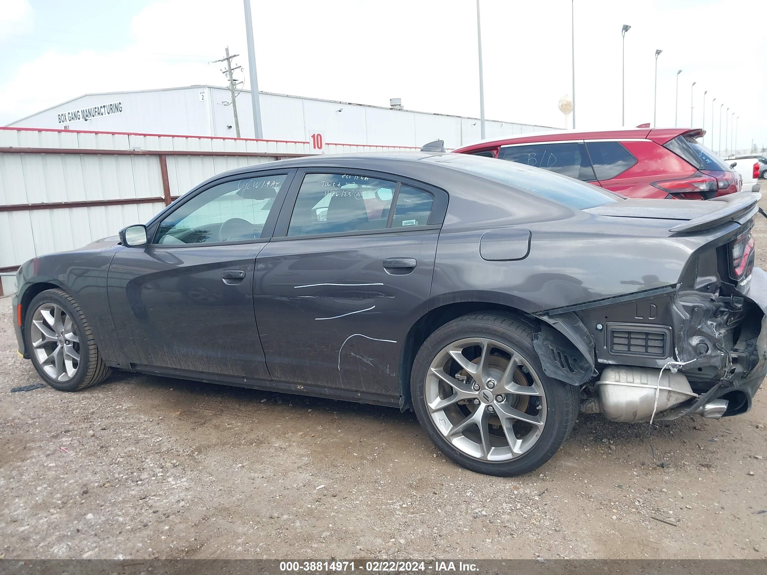 Photo 13 VIN: 2C3CDXHG9PH575378 - DODGE CHARGER 