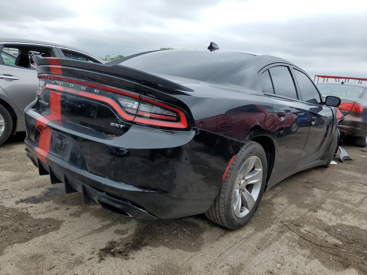 Photo 2 VIN: 2C3CDXHGXGH332436 - DODGE CHARGER 