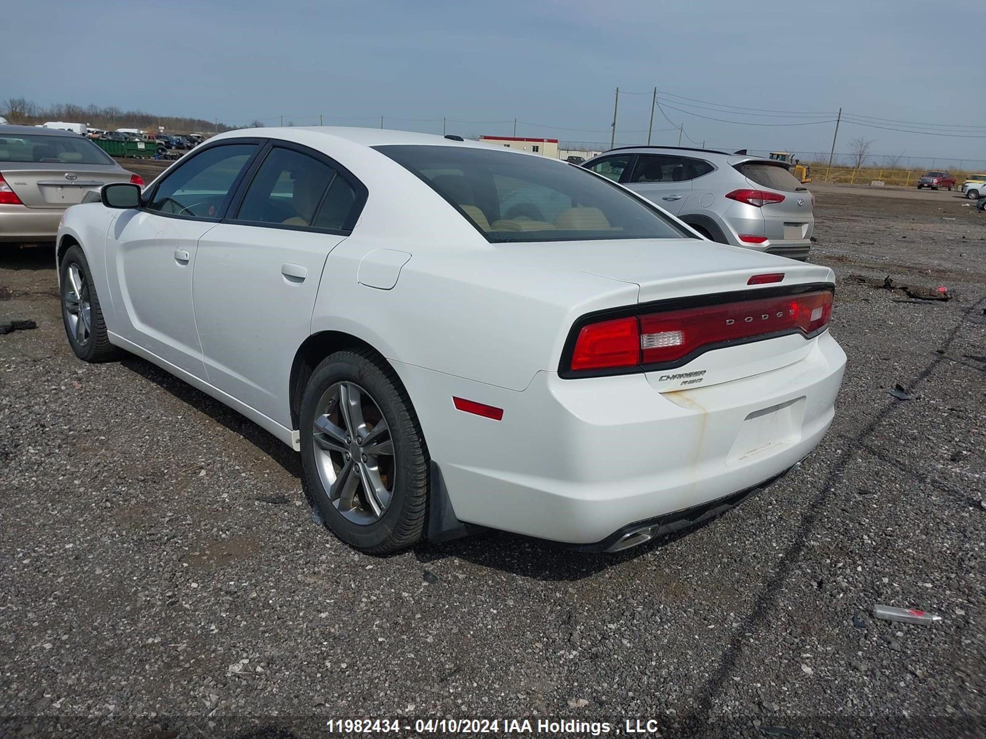 Photo 2 VIN: 2C3CDXJG1DH599678 - DODGE CHARGER 