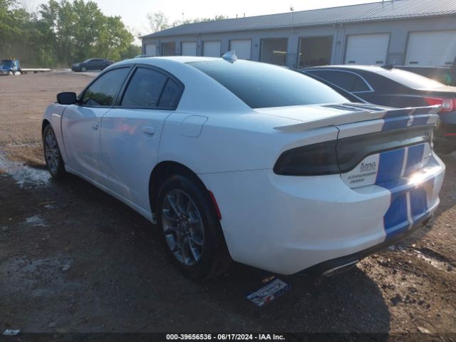 Photo 2 VIN: 2C3CDXJG2HH538099 - DODGE CHARGER 