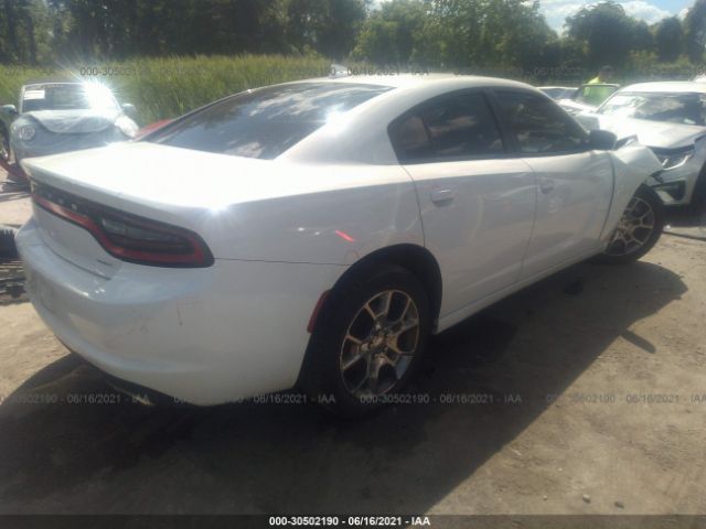 Photo 3 VIN: 2C3CDXJG3FH891545 - DODGE CHARGER 