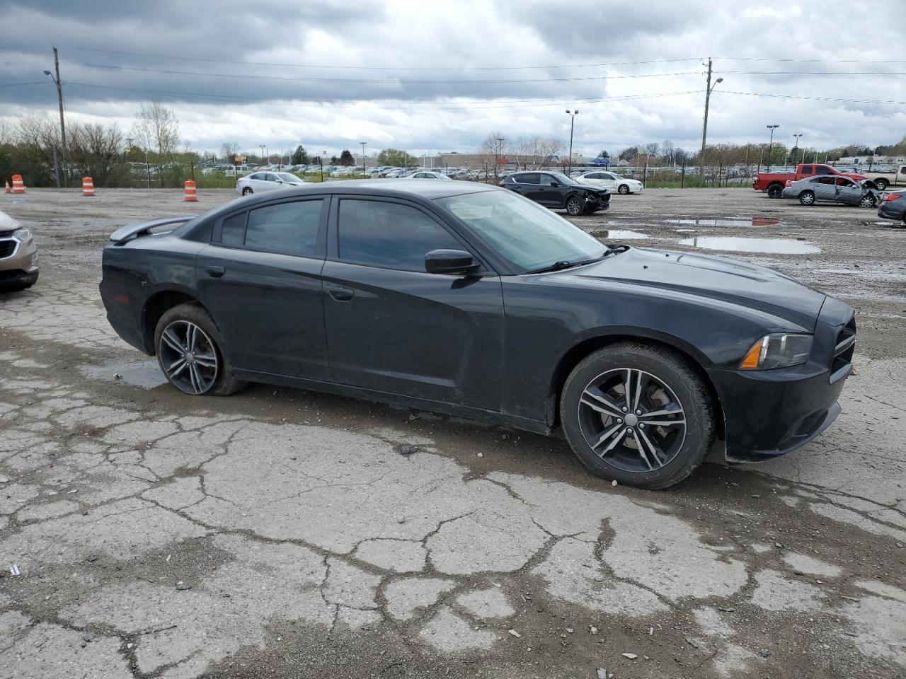 Photo 3 VIN: 2C3CDXJG8EH199716 - DODGE CHARGER 